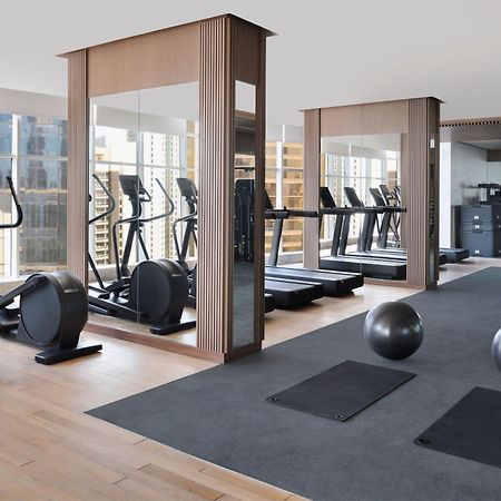 Element By Westin West Bay Doha Hotel Eksteriør billede The gym at The Hari