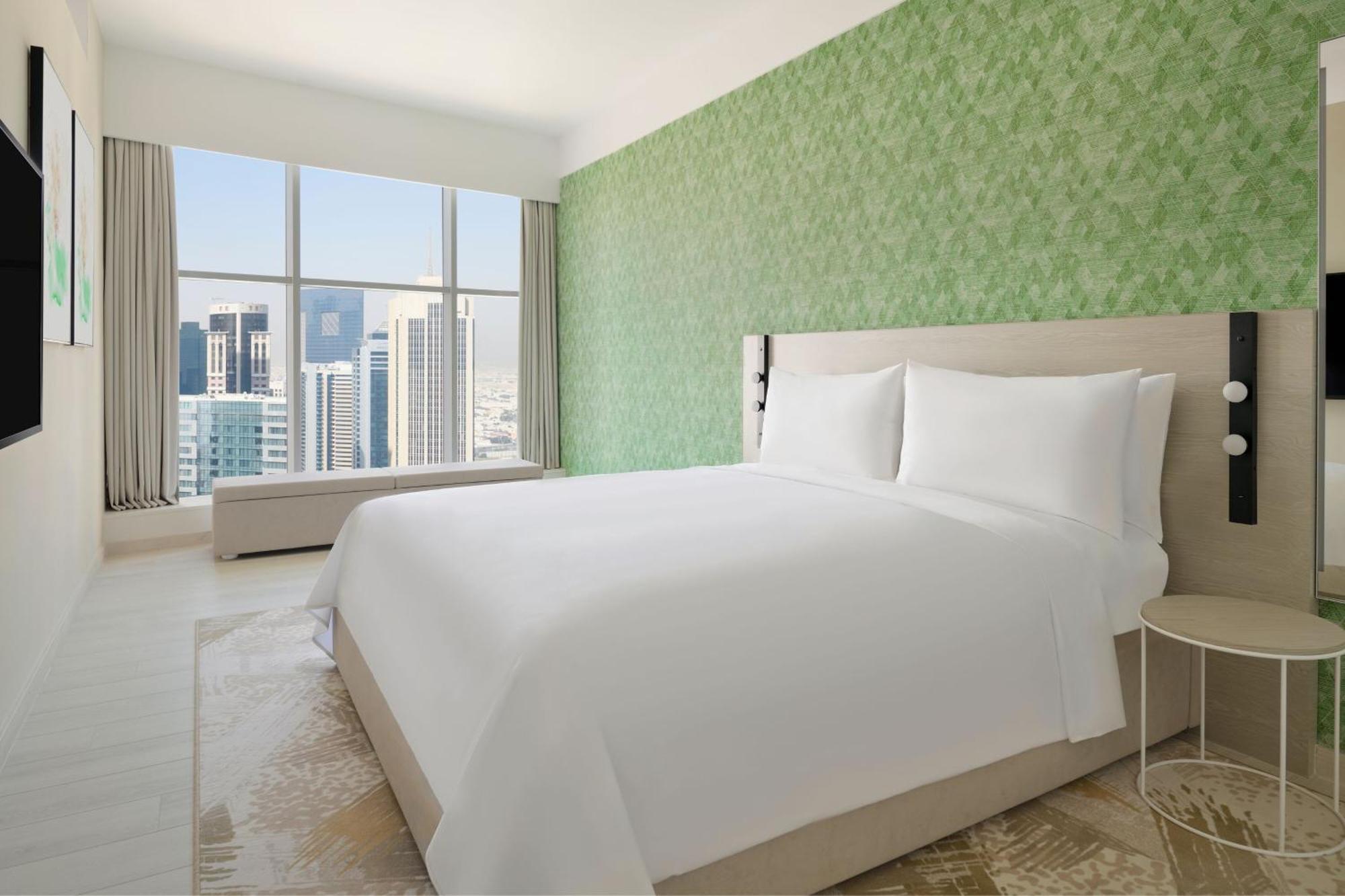 Element By Westin West Bay Doha Hotel Eksteriør billede A bedroom at the hotel