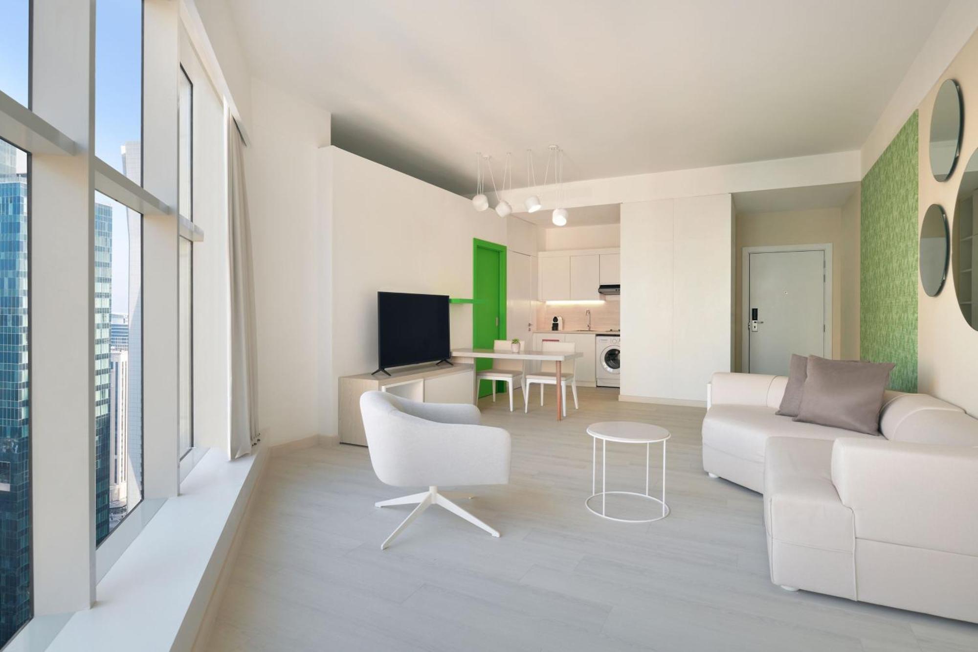 Element By Westin West Bay Doha Hotel Eksteriør billede Interior of a typical apartment