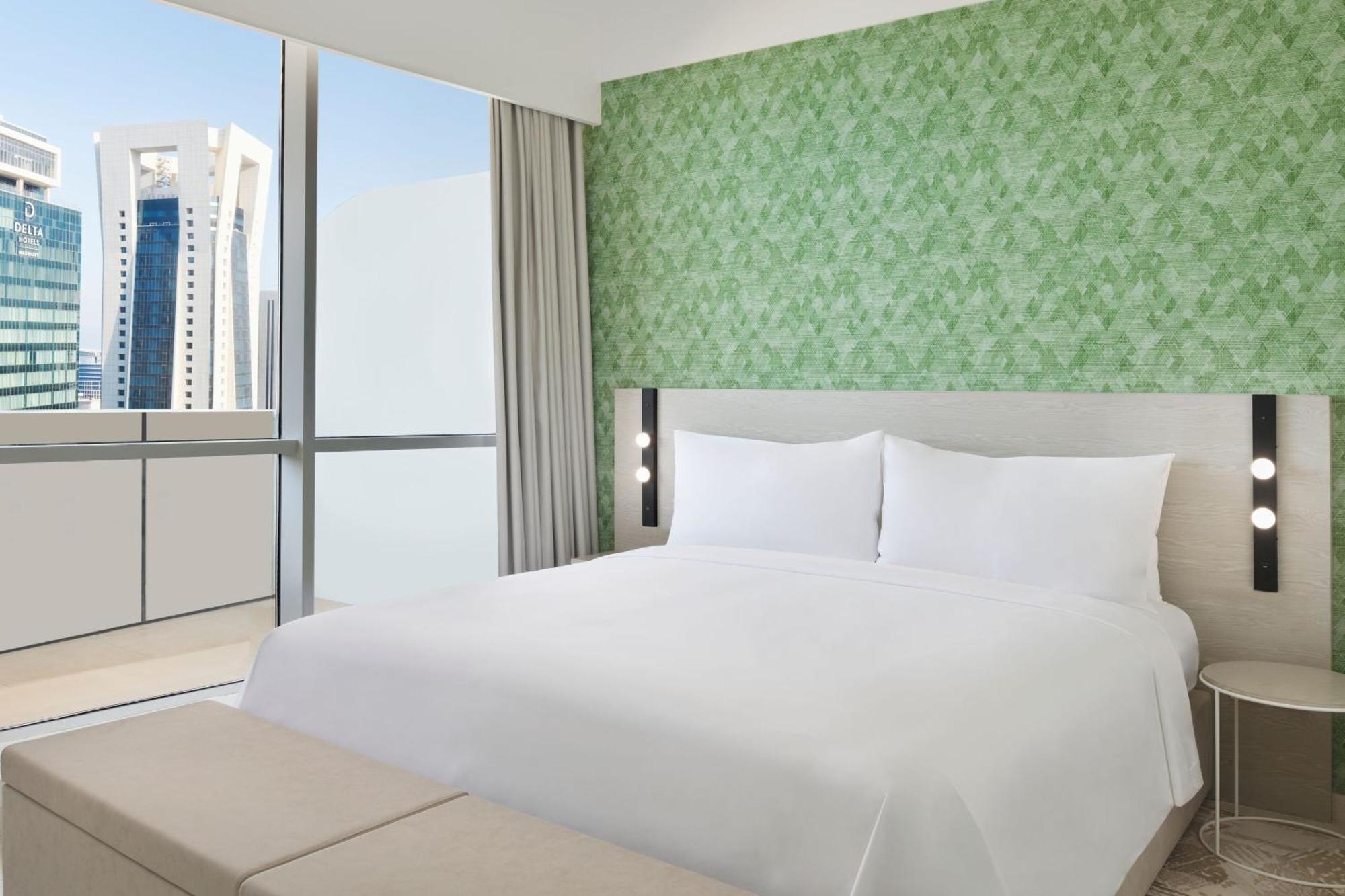 Element By Westin West Bay Doha Hotel Eksteriør billede A bedroom at the hotel
